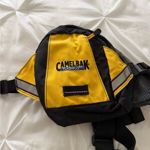 CamelBak FlashFlo Yellow and Black Hydration Waist Pack